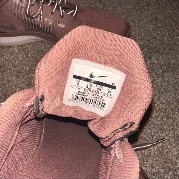 Nike Training in Season TR 8 Sneakers Women's size 8 - Picture 7 of 8